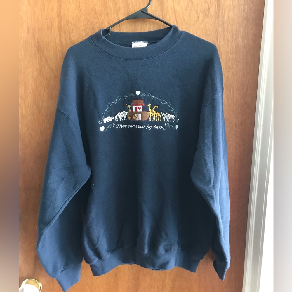 ❤️ Navy Embroidered Animal Noah’s Ark Crewneck Sweatshirt Size Large